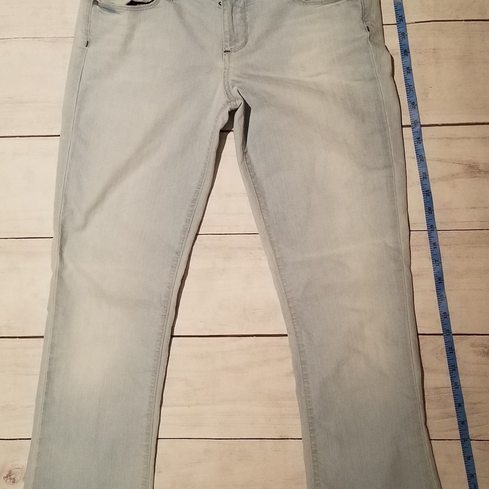 Paige bootcut jeans bleach wash size 29